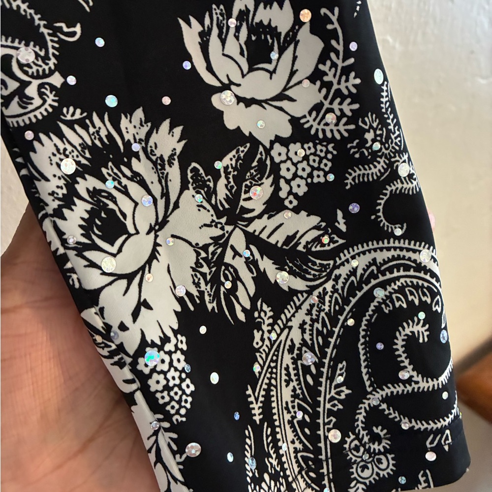 Joseph Ribkoff Black and White Sequin Floral Paisley Crop Fringe Jacket - Picture 4 of 5